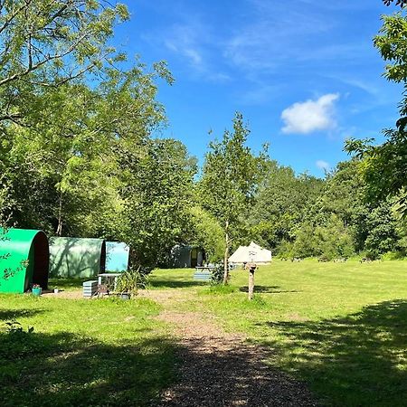 Hotel Battle Pods And Bells Glamping Exterior foto