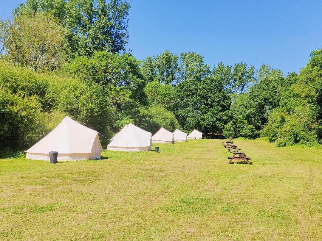 Hotel Battle Pods And Bells Glamping Exterior foto